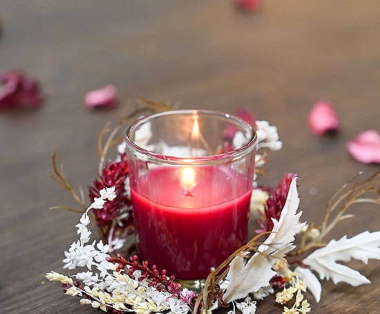 شموع معطرة شموع معطرة