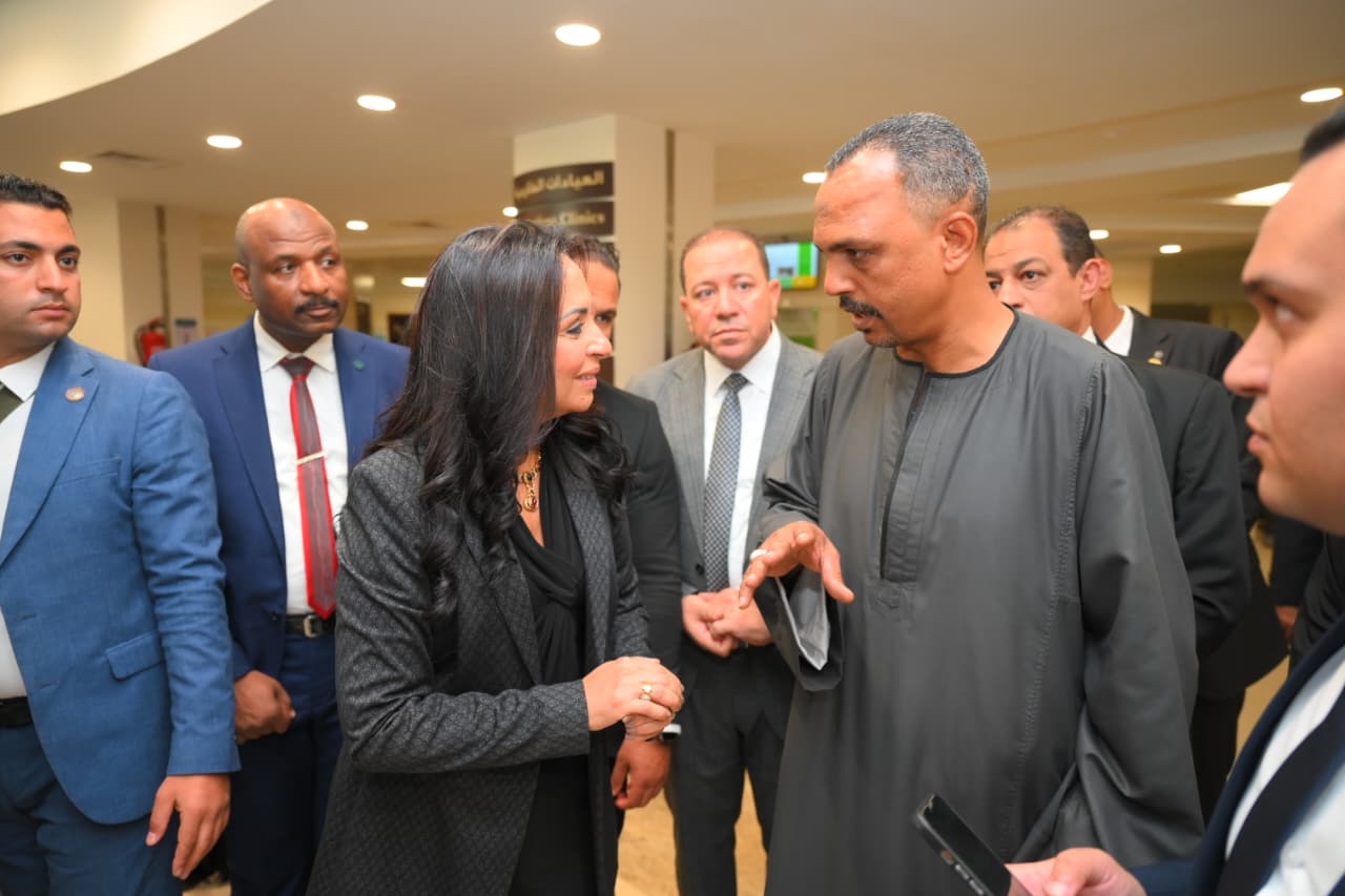 جانب من زيارة الدكتورة مايا مرسي