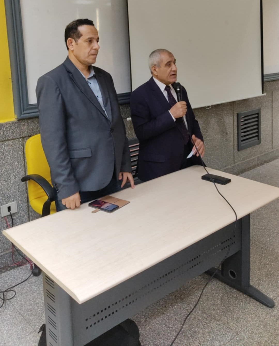 الدكتور محمد ثروت فى الأكاديمية الحديثة لعلوم الكمبيوتر وتكنولوجيا الإدارة (2)