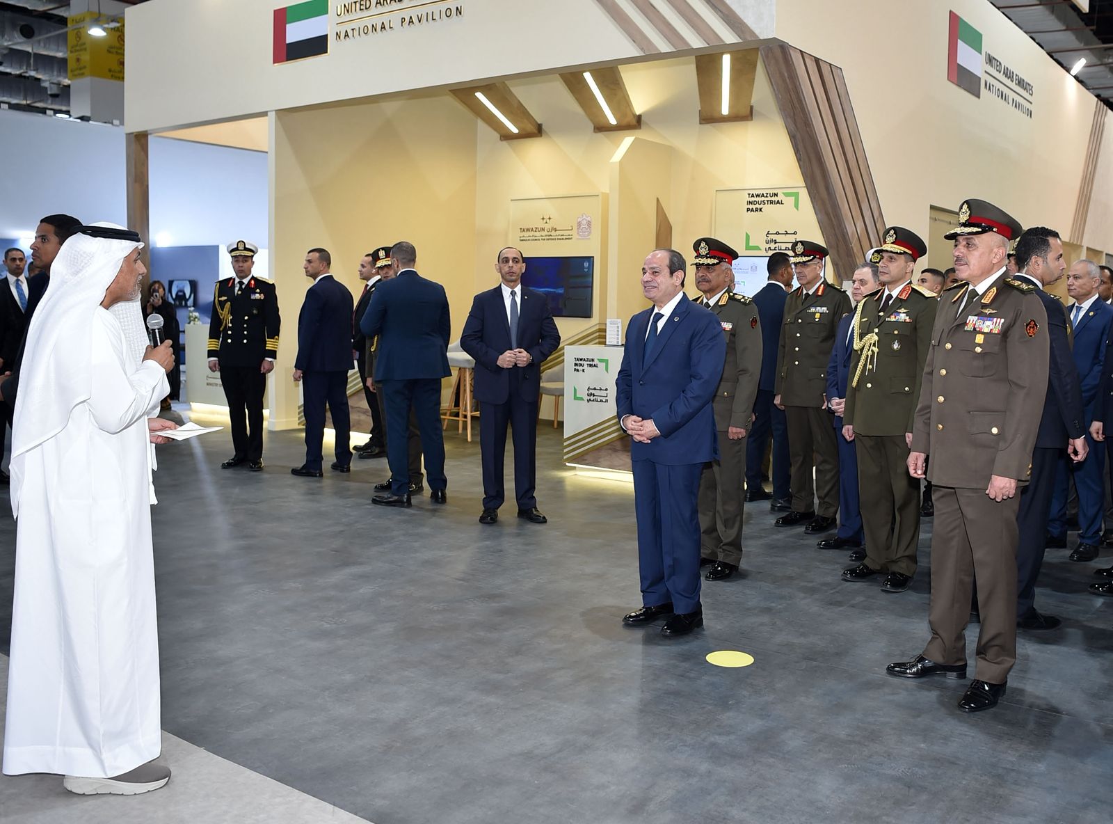 الرئيس السيسي خلال افتتاح معرض ايدكس 2025 (8)