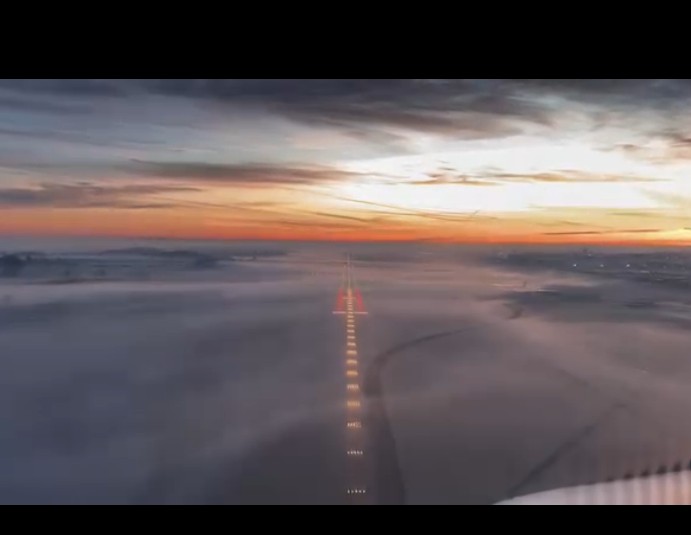 أثناء هبوط الطائرة أثناء هبوط الطائرة