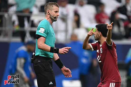 أعتراض لاعب قطر