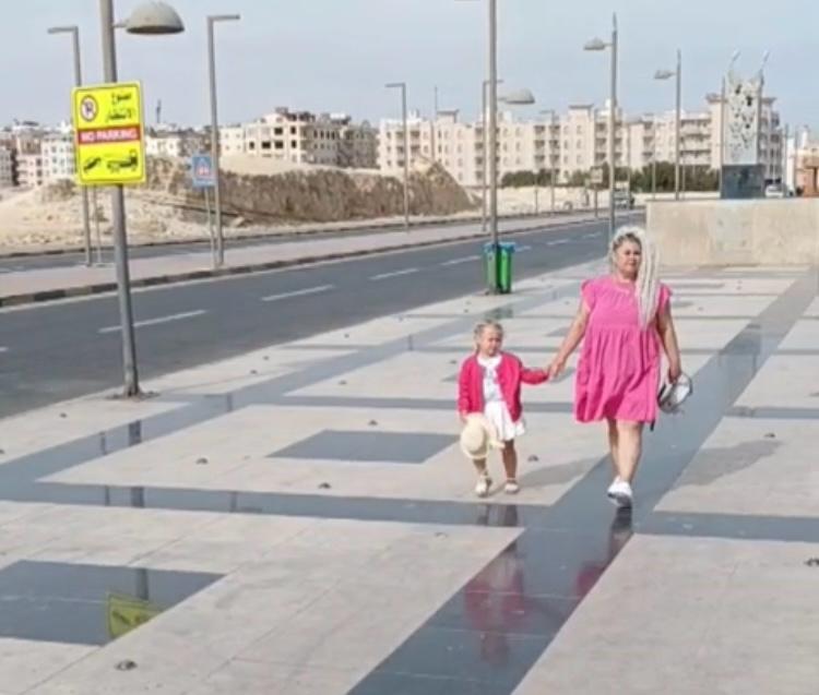 التمشية على كورنيش الغردقة 