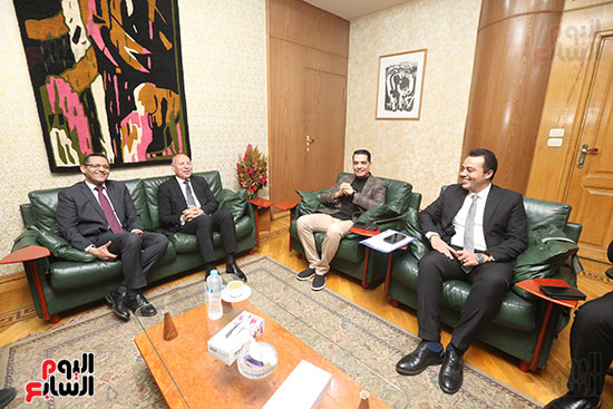 حفل جائزة التفوق الصحفي عقب عودة الزملاء من أداء العمرة (2)