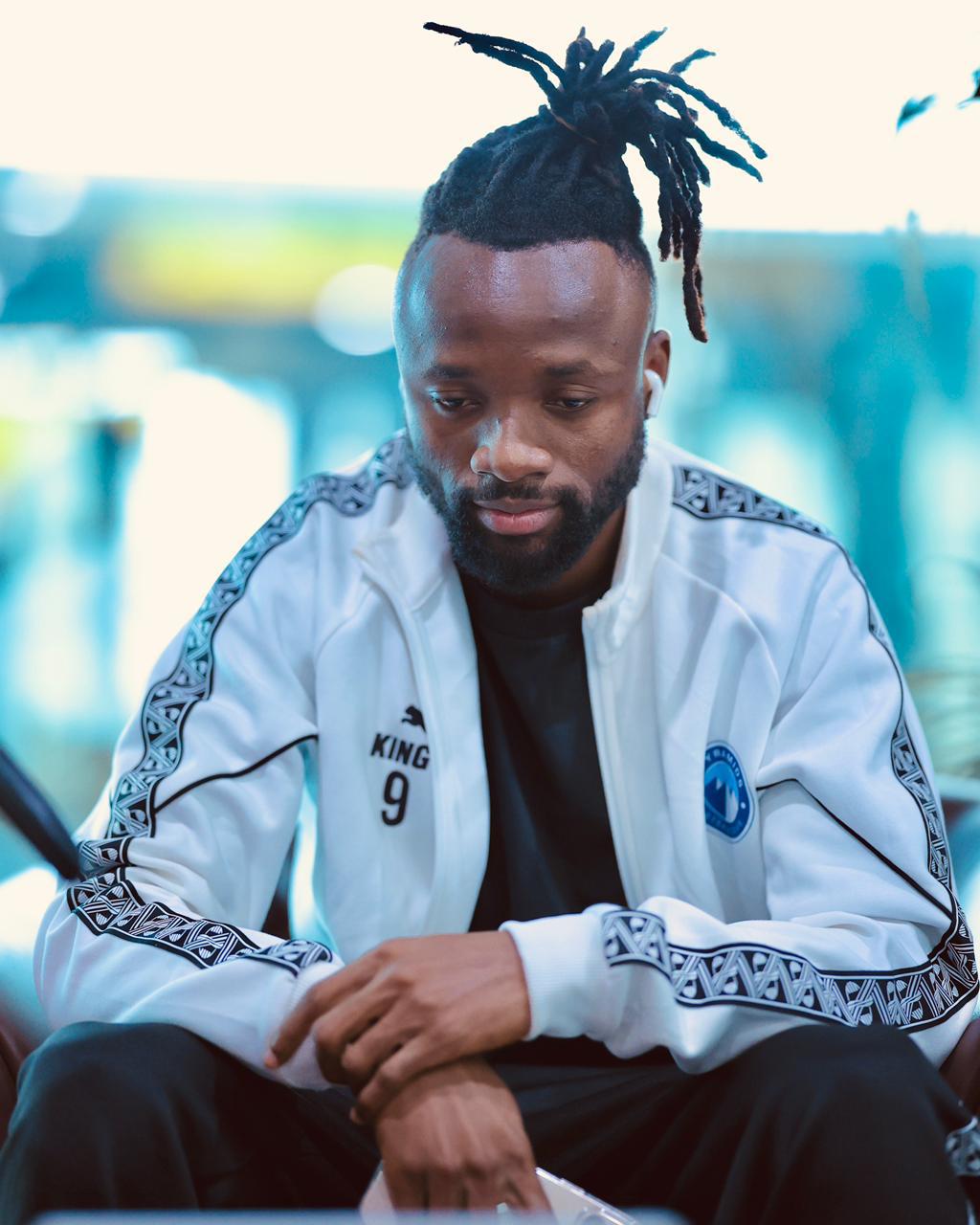 فيستون مايلي