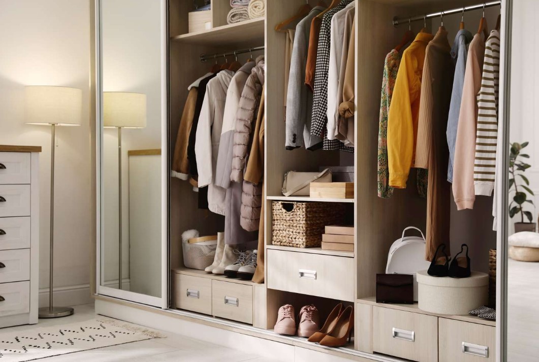 خزانة الملابس