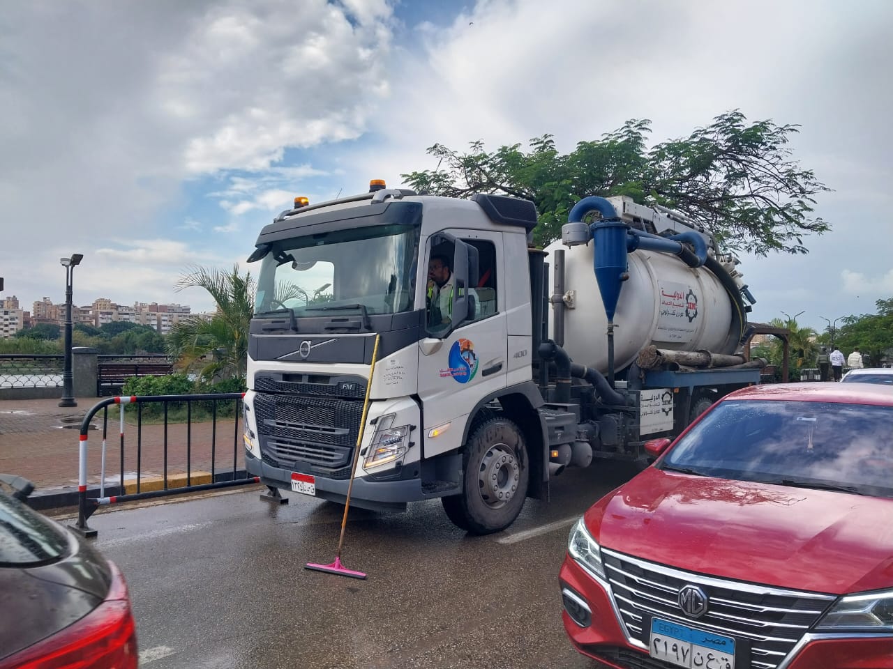 انتشار المعدات في الشوارع