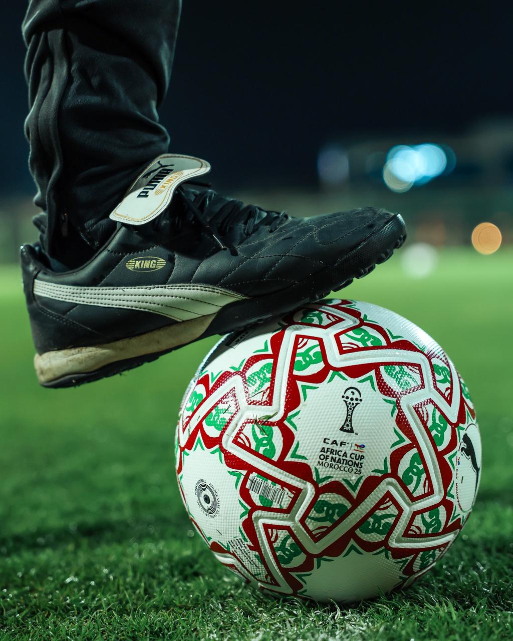 منتخب مصر يتدرب بالكرة الرسمية لأمم إفريقيا (4)