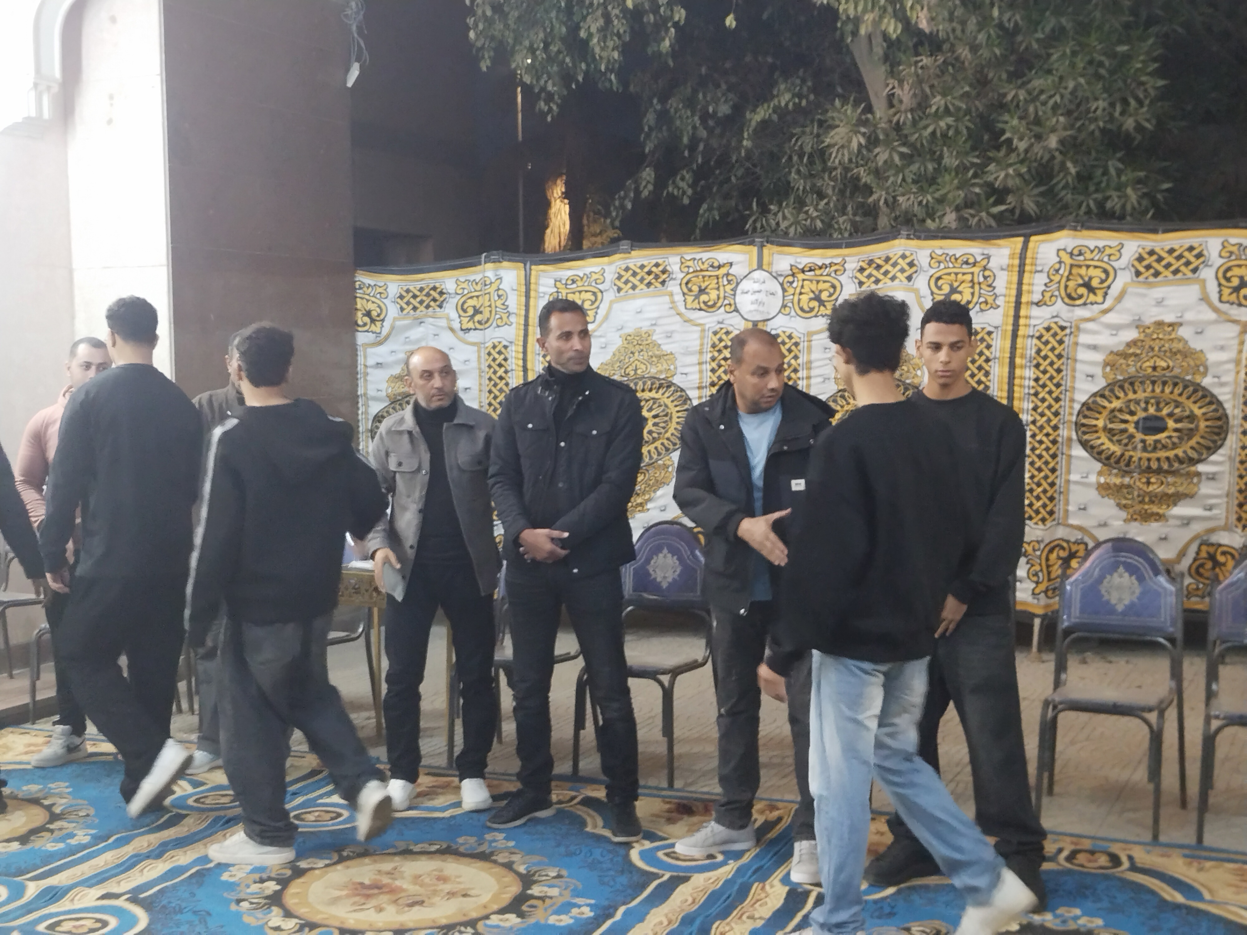 بدء عزاء والدة وائل القباني (7)