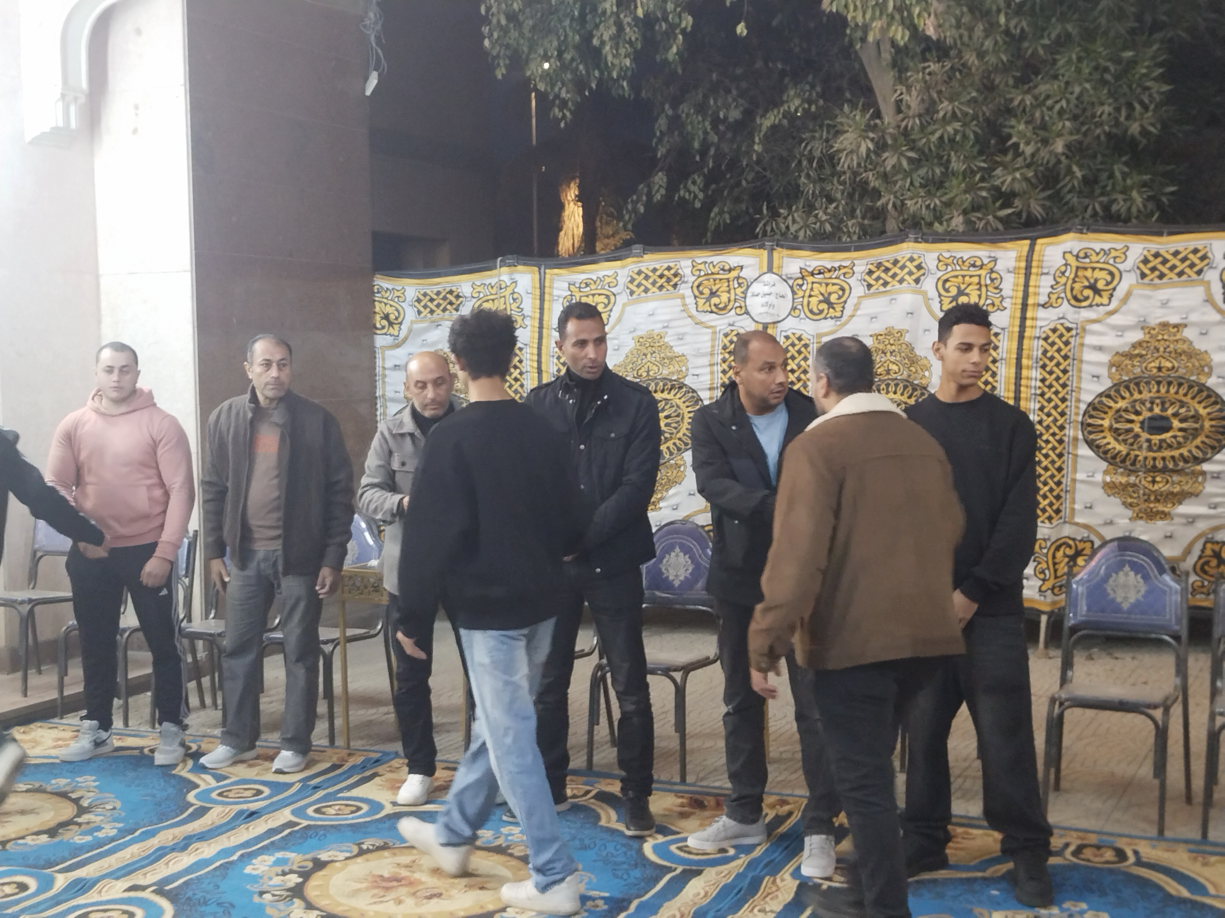 بدء عزاء والدة وائل القباني (1)