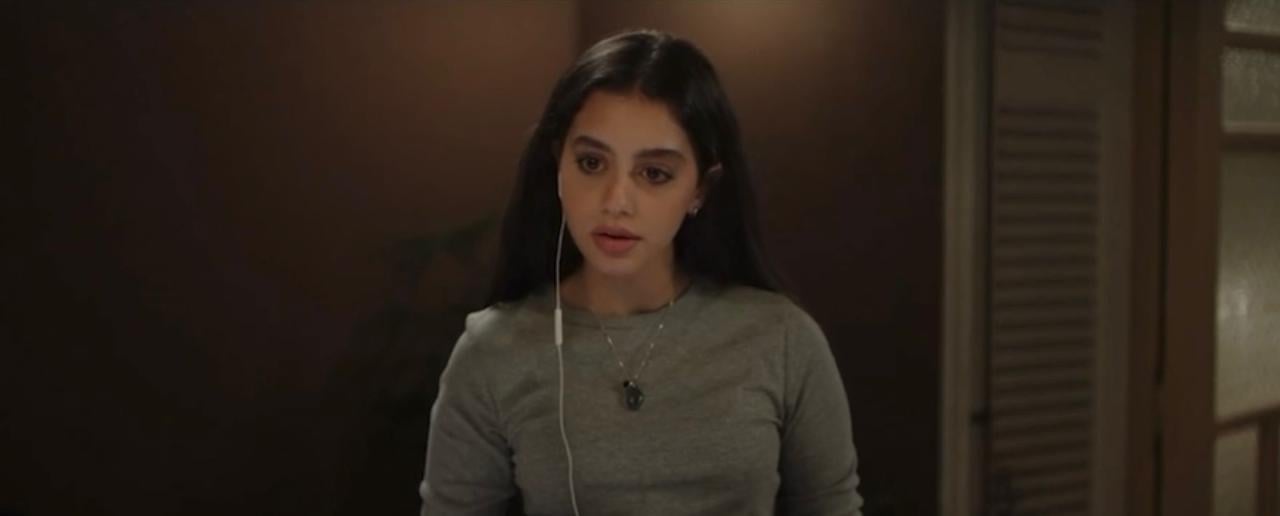 ياسمينا العبد تساعد يوسف رأفت في سداد ديونه في الحلقة الرابعه من مسلسل ميدترم (1)