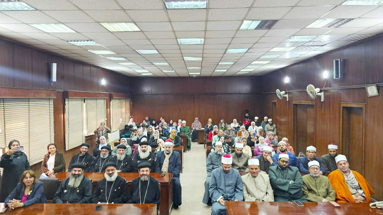 حضور مشايخ وقساوسة للحملة حضور مشايخ وقساوسة للحملة