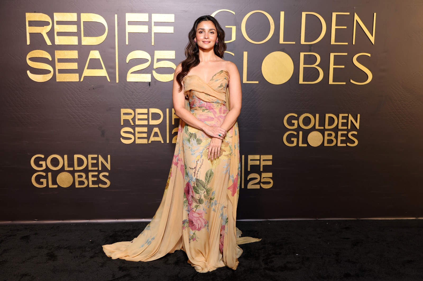 النجمة الهندية عليا بهات (3)