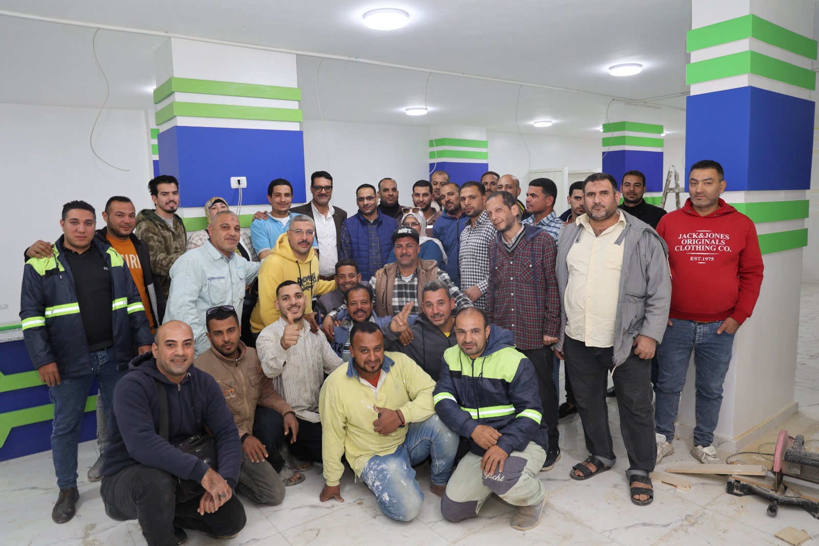 رئيس مياه القليوبية مع العمالة رئيس مياه القليوبية مع العمالة