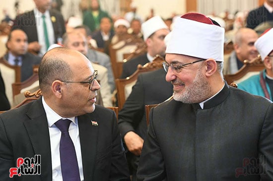 وزير العمل ومفتى الجمهورية