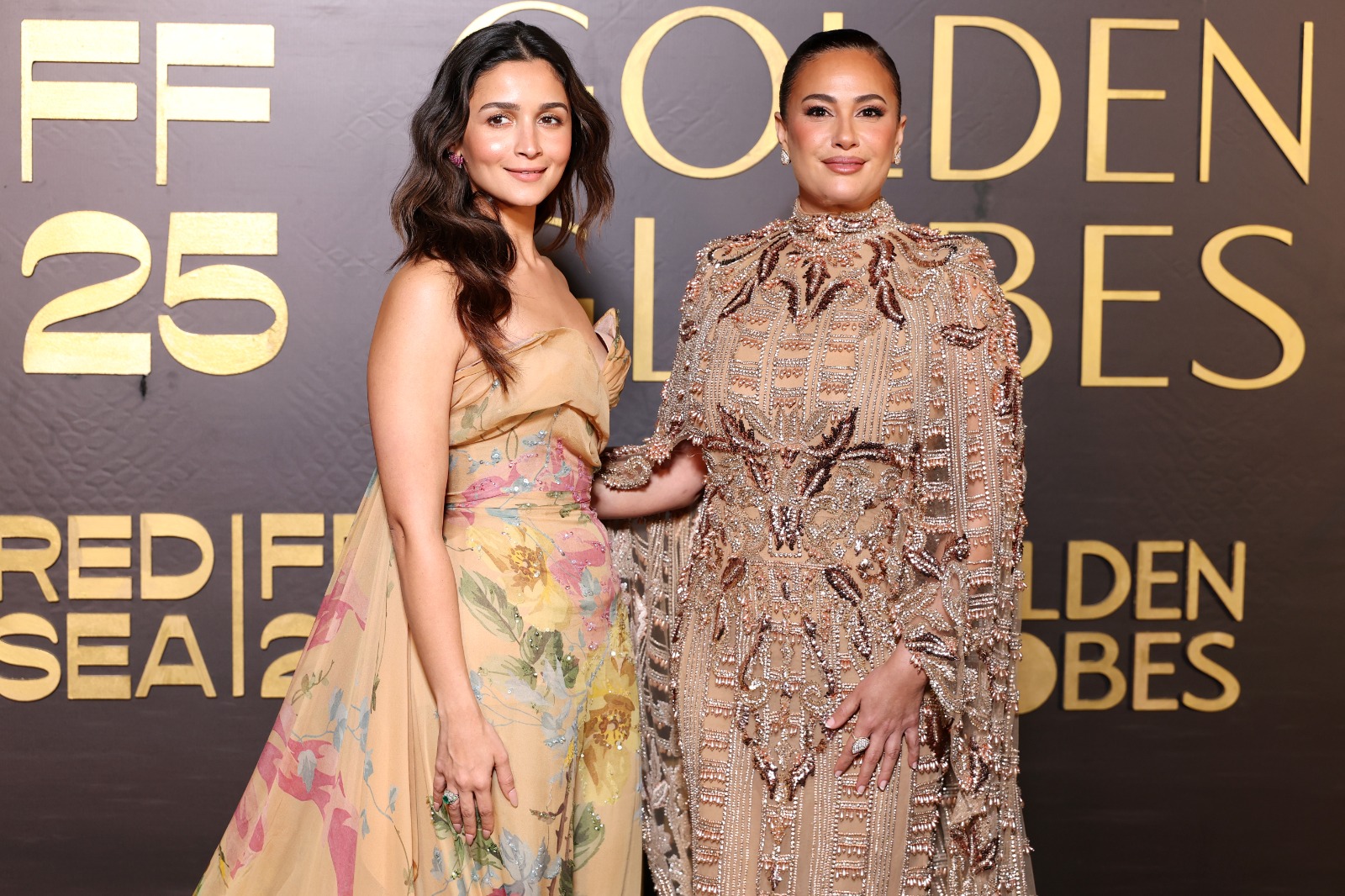 هند صبرى وعليا بهات (2)