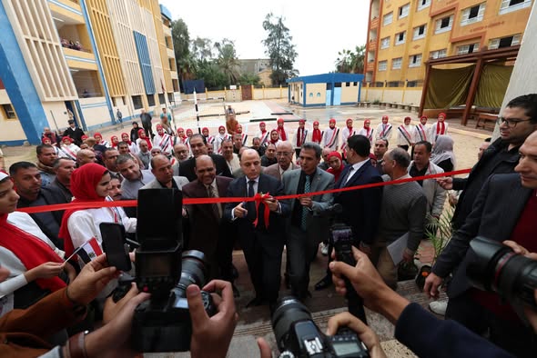 محافظ كفر الشيخ يفتتح أعمال تطوير مدرسة الشهيد أبو المجد القاضي الإعدادية بدسوق