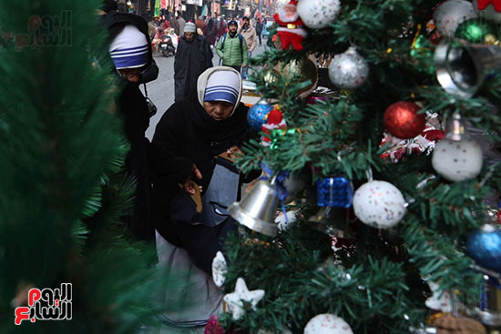 أجراس وشجرة عيد الميلاد أجراس وشجرة عيد الميلاد