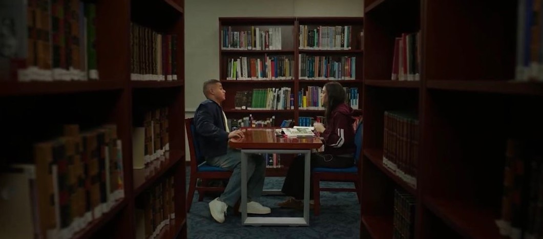 مشهد من مسلسل ميدتيرم مشهد من مسلسل ميدتيرم