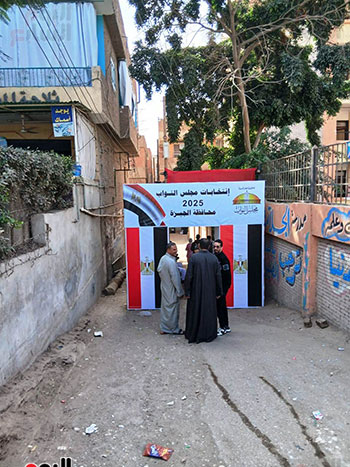 226037-اقبال-من-الناخبين-على-التصويت-بلجان-منشأة-القناطر 226037-اقبال-من-الناخبين-على-التصويت-بلجان-منشأة-القناطر