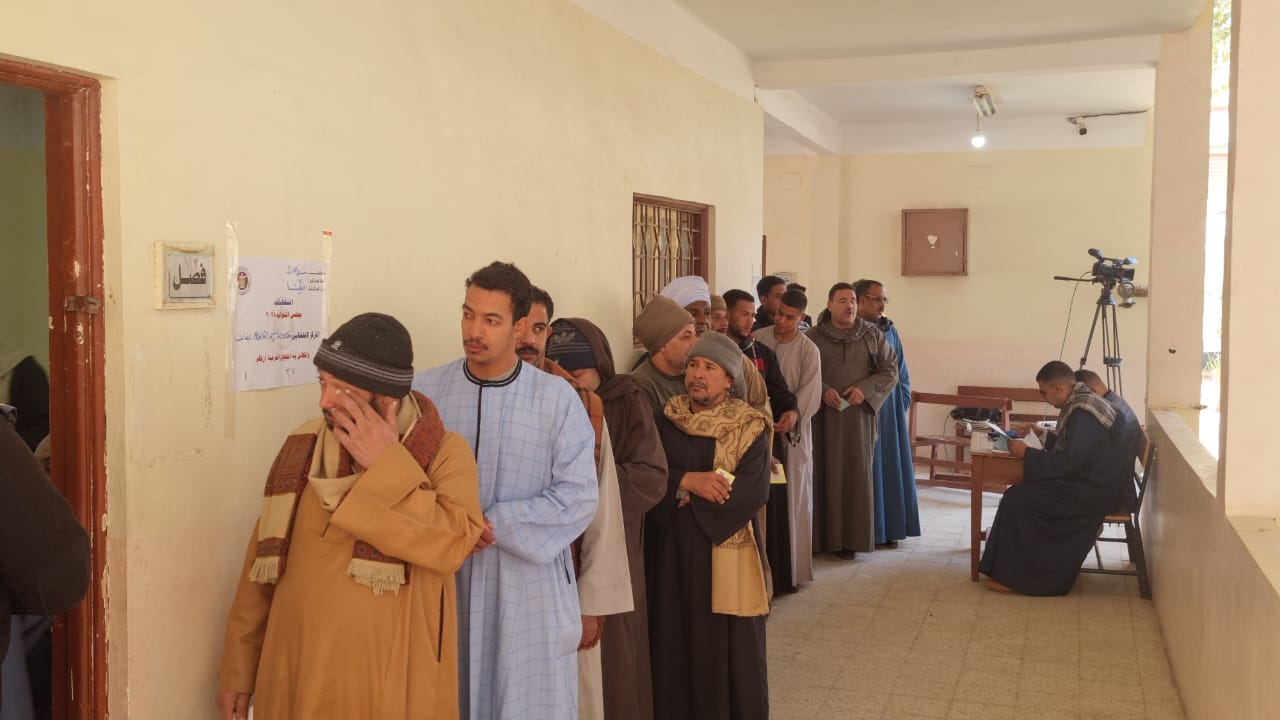 طابور للناخبين طابور للناخبين