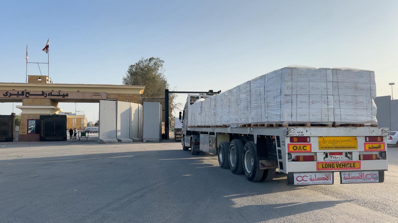 إطلاق قافلة زاد العزة الـ 92 إلى غزة إطلاق قافلة زاد العزة الـ 92 إلى غزة