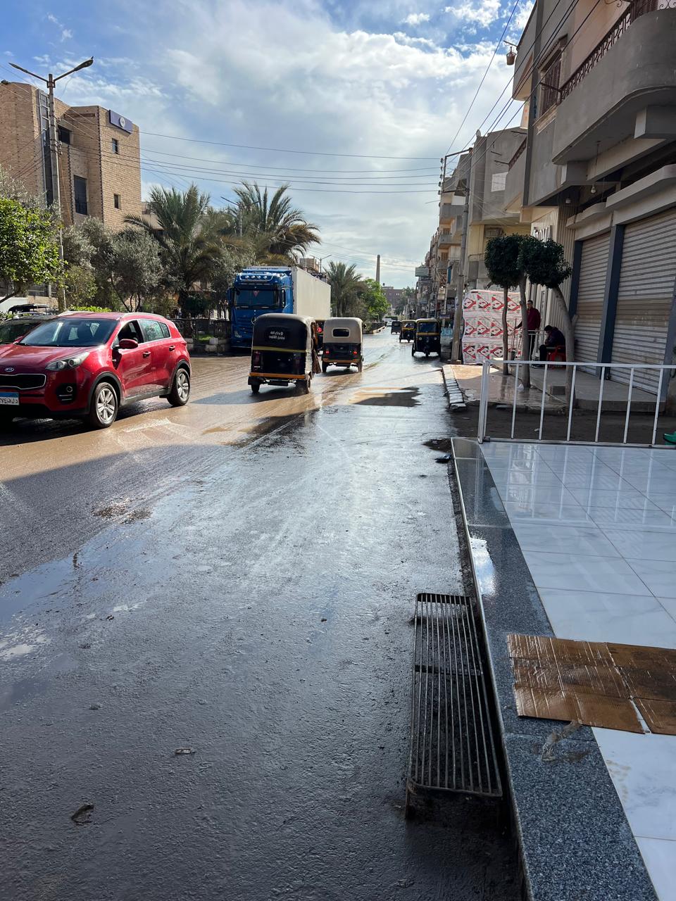 جانب من سقوط الامطار