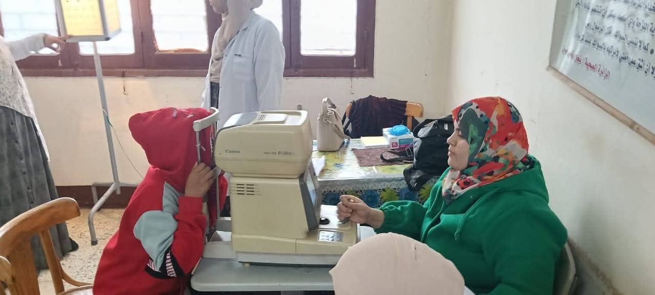 خلال الكشف الطبي على الطلاب خلال الكشف الطبي على الطلاب