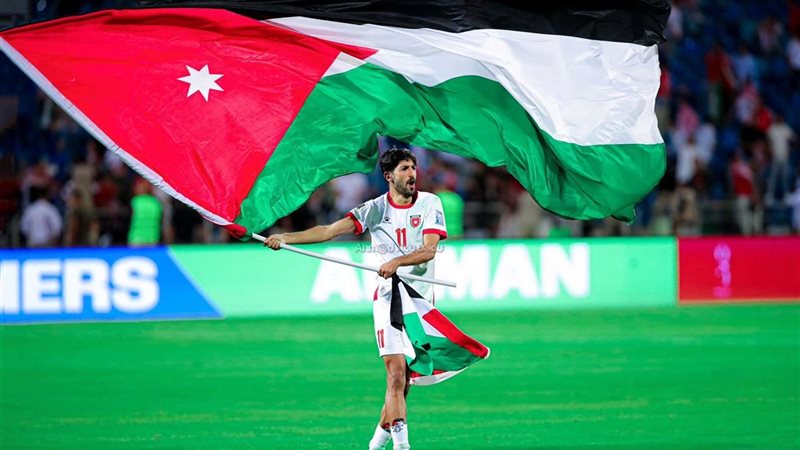 يزن النعيمات مهاجم العربي القطري يزن النعيمات مهاجم العربي القطري