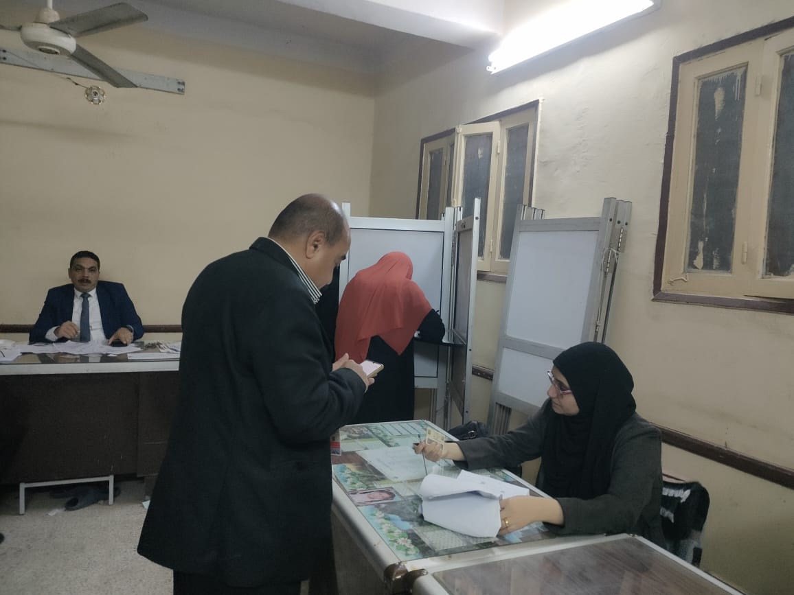 تزايد إقبال الناخبين على التصويت (11)