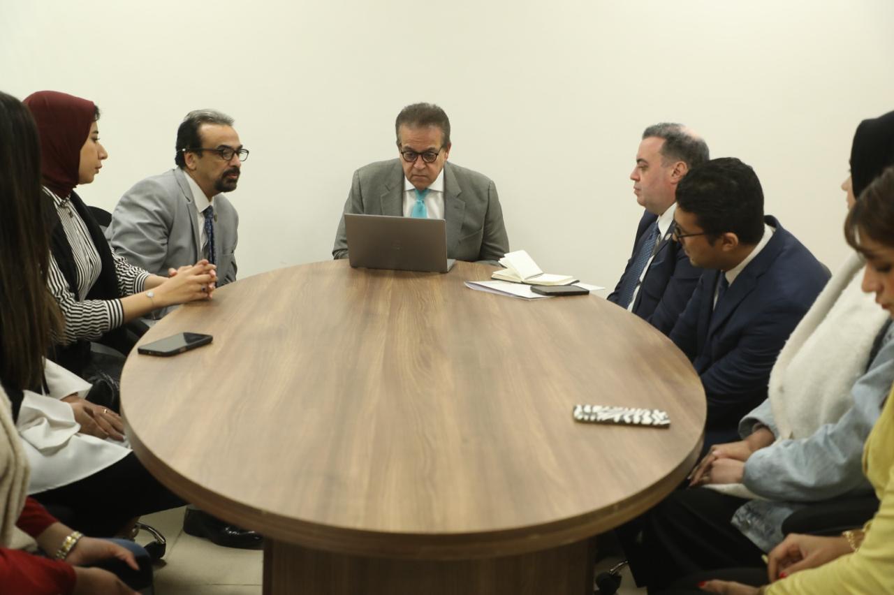 PHOTO-2025-12-11-16-17-43 PHOTO-2025-12-11-16-17-43