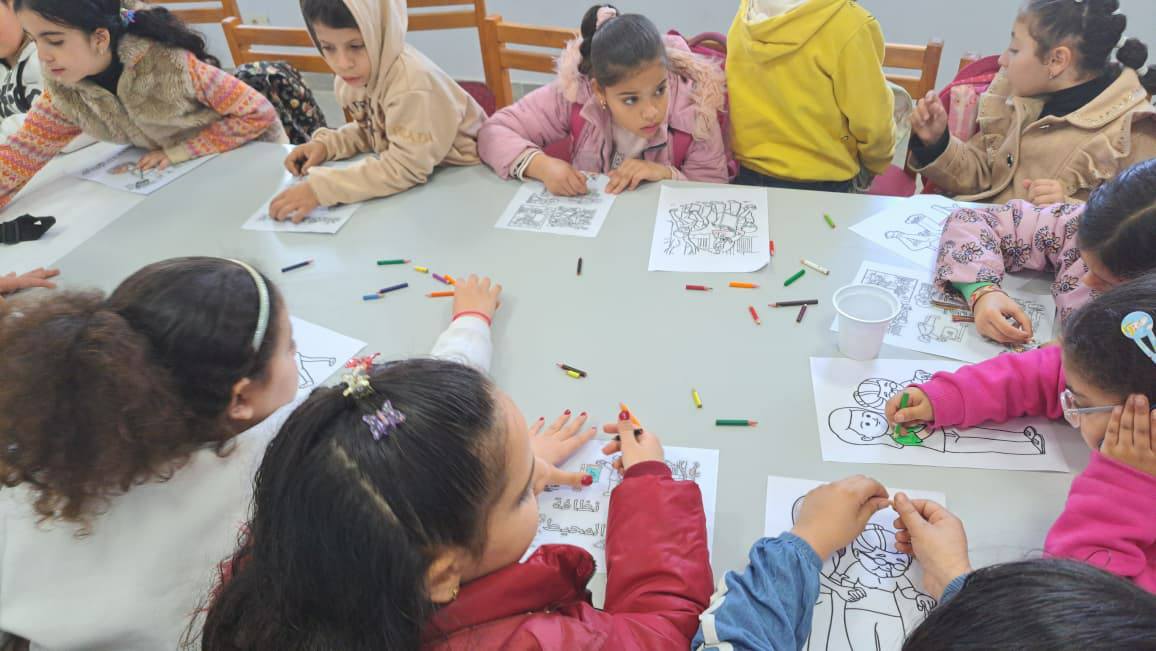 سعادة الطفلات بالمشاركة