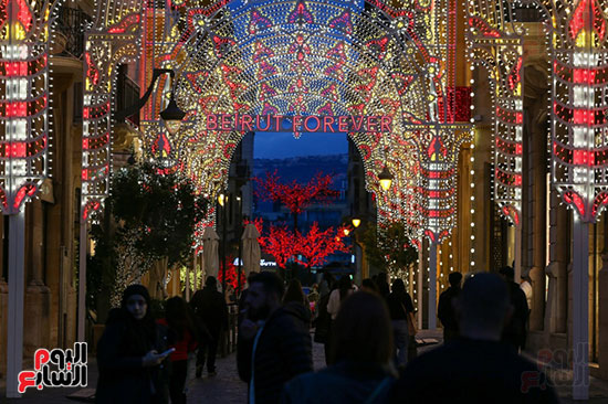بيروت تتزين بالأضواء بيروت تتزين بالأضواء