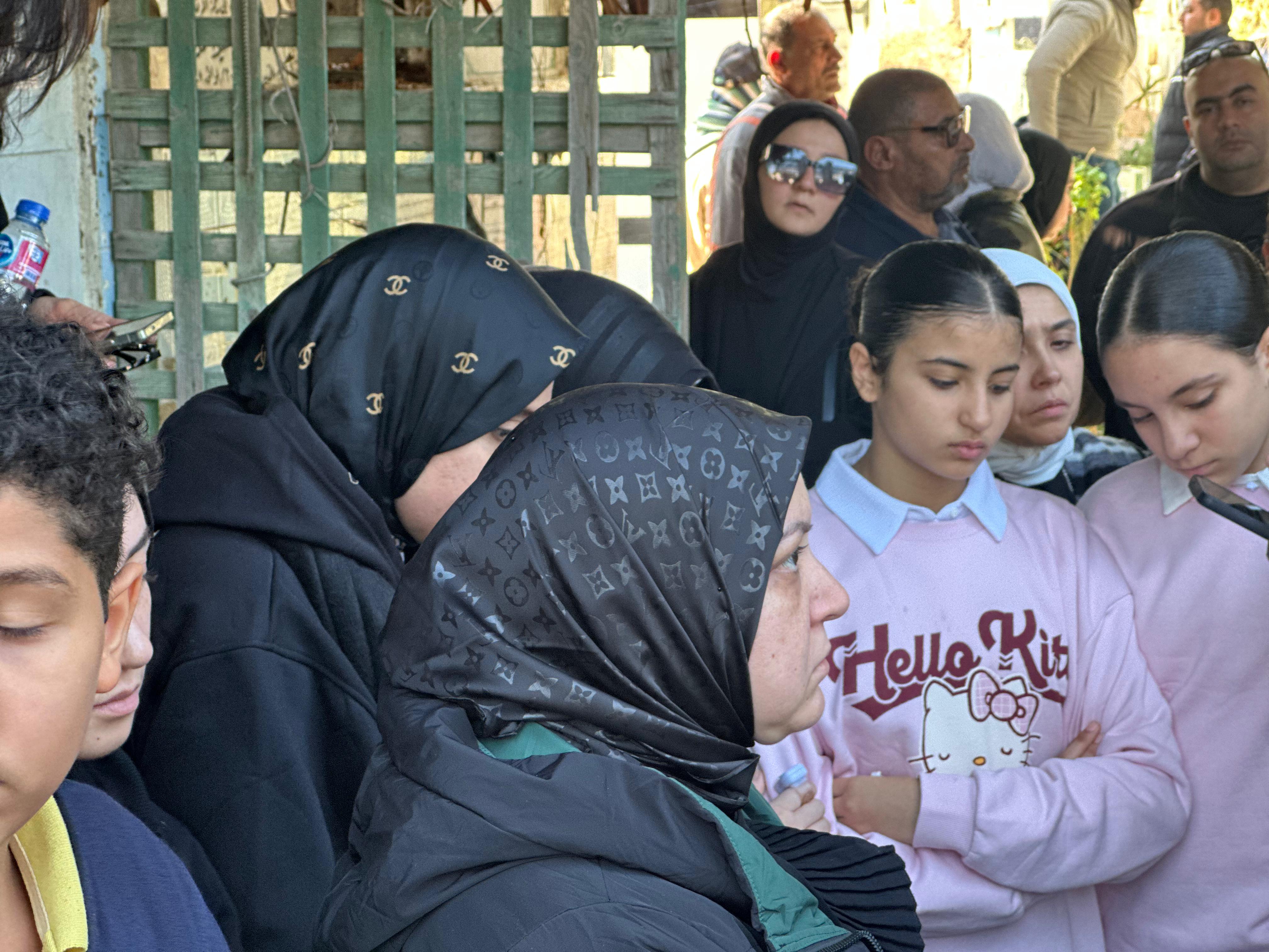 حزن علي الاقارب حزن علي الاقارب