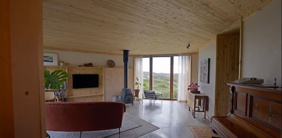 المنزل من الداخل