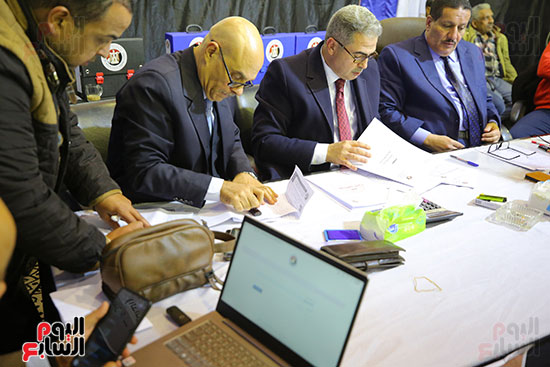 لجنة فرز الدائرة الأولي الجيزة (9)