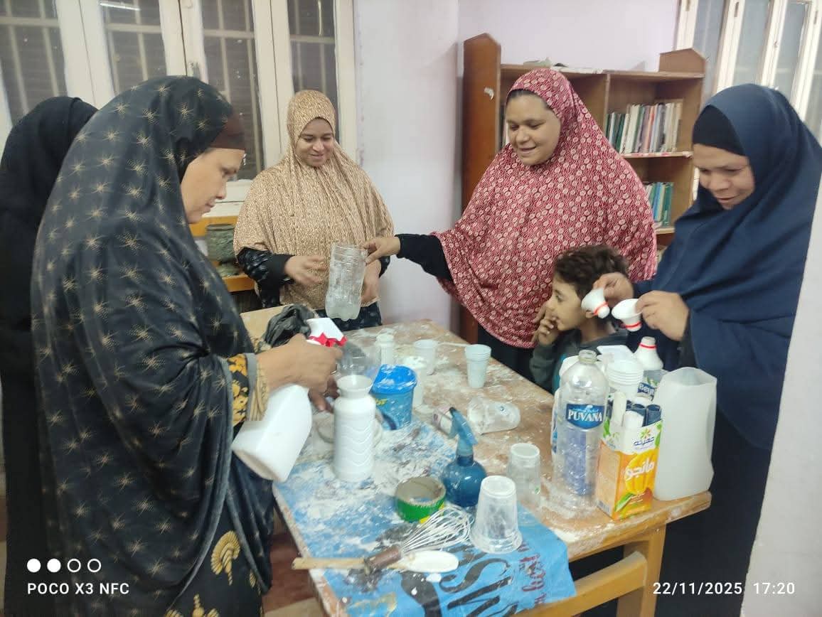 التدريب على المشغولات اليدوية