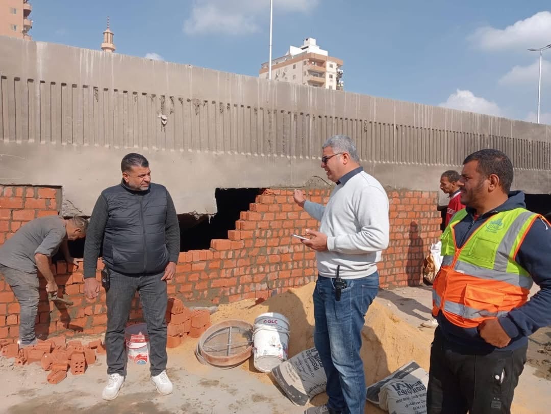 غلق الفراغات أسفل الدائرى (1)