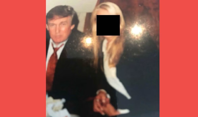 ترامب وسيدة مجهولة الهوية ترامب وسيدة مجهولة الهوية