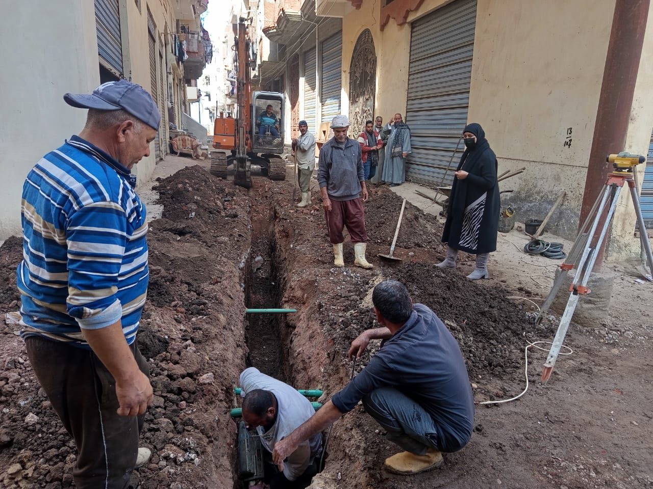 تركيب خط صرف صحي بامتداد شارع 16 بمنطقة الكشلة بدسوق تركيب خط صرف صحي بامتداد شارع 16 بمنطقة الكشلة بدسوق