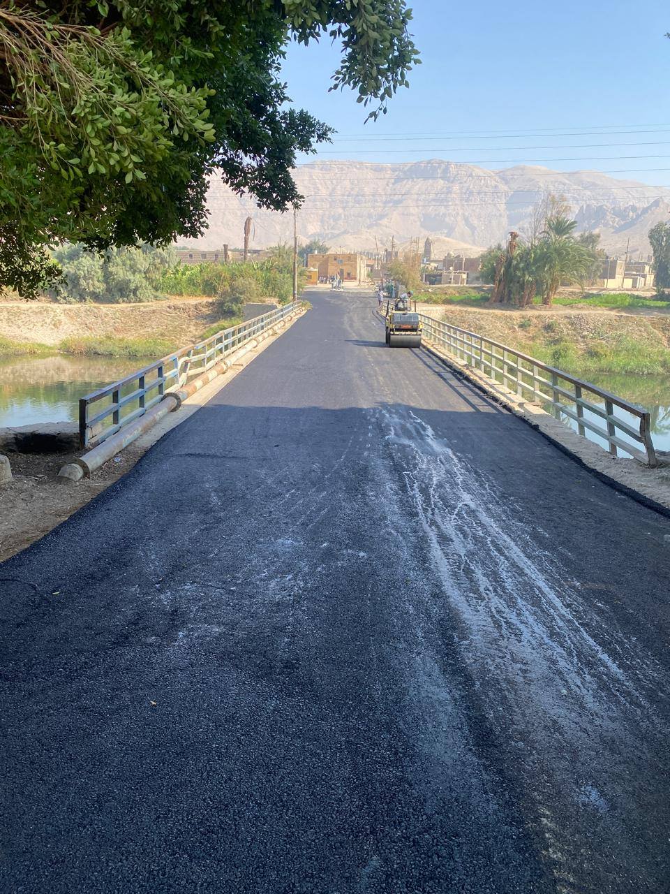 الأقصر تعلن عن تفاصيل وحصاد رصف الطرق الهامة في شوارع المدن الأقصر تعلن عن تفاصيل وحصاد رصف الطرق الهامة في شوارع المدن