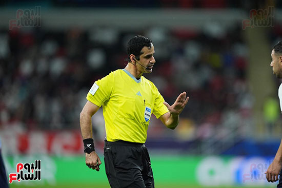 هو الذي يقرر الاجتماع هو الذي يقرر الاجتماع