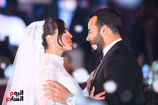 المتزوجين حديثا المتزوجين حديثا