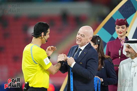 إنفانتينو وحكم المباراة إنفانتينو وحكم المباراة