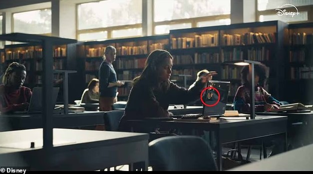 ظهور رمز البطيخ بإعلان ديزنى ظهور رمز البطيخ بإعلان ديزنى