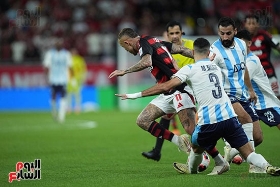 صراع علي الكرة صراع علي الكرة