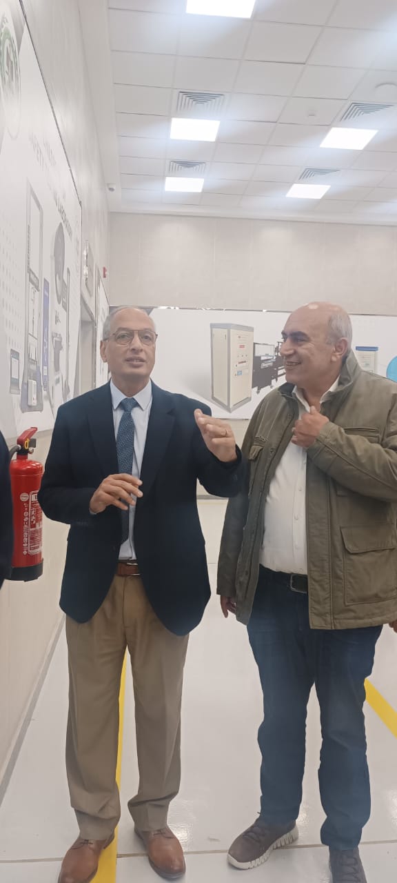 المهندس عصام النجار والمهندس عمرو أبو فريخة