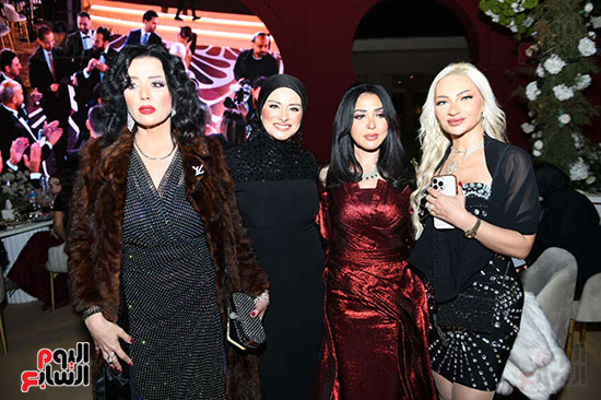 بعض من حضر حفل زفاف ابنة ربيع ياسين بعض من حضر حفل زفاف ابنة ربيع ياسين