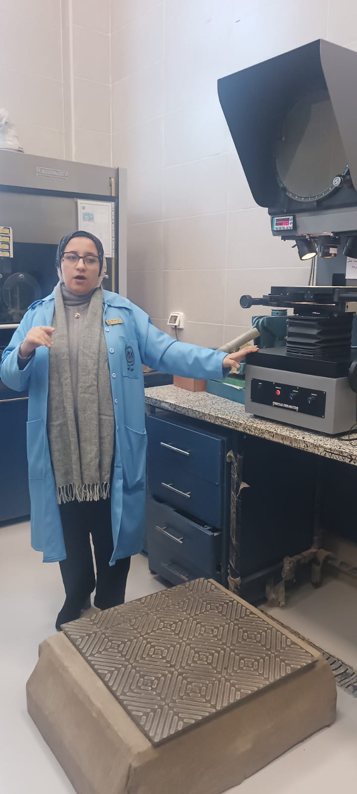 خلال شرح أداء الأجهزة