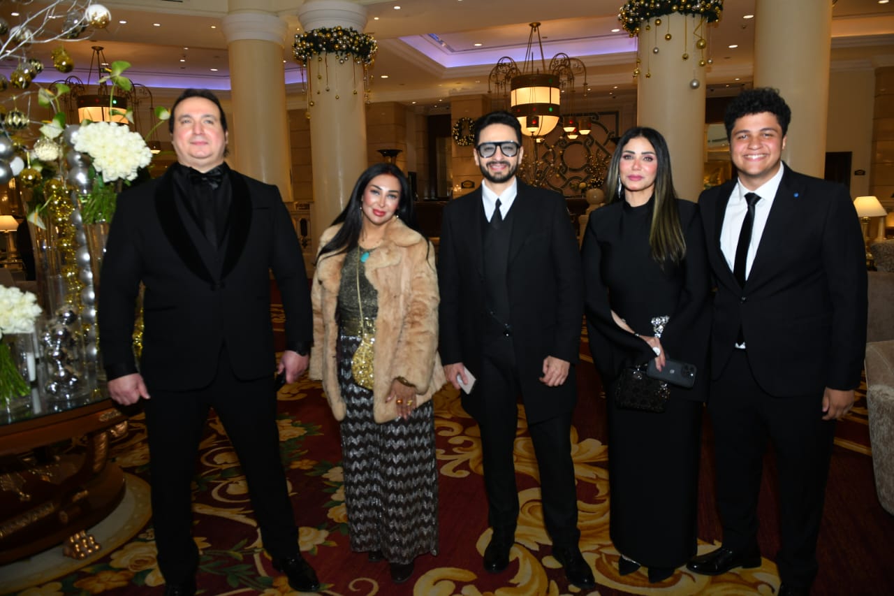 النجم حمادة هلال في حفل الزفاف النجم حمادة هلال في حفل الزفاف